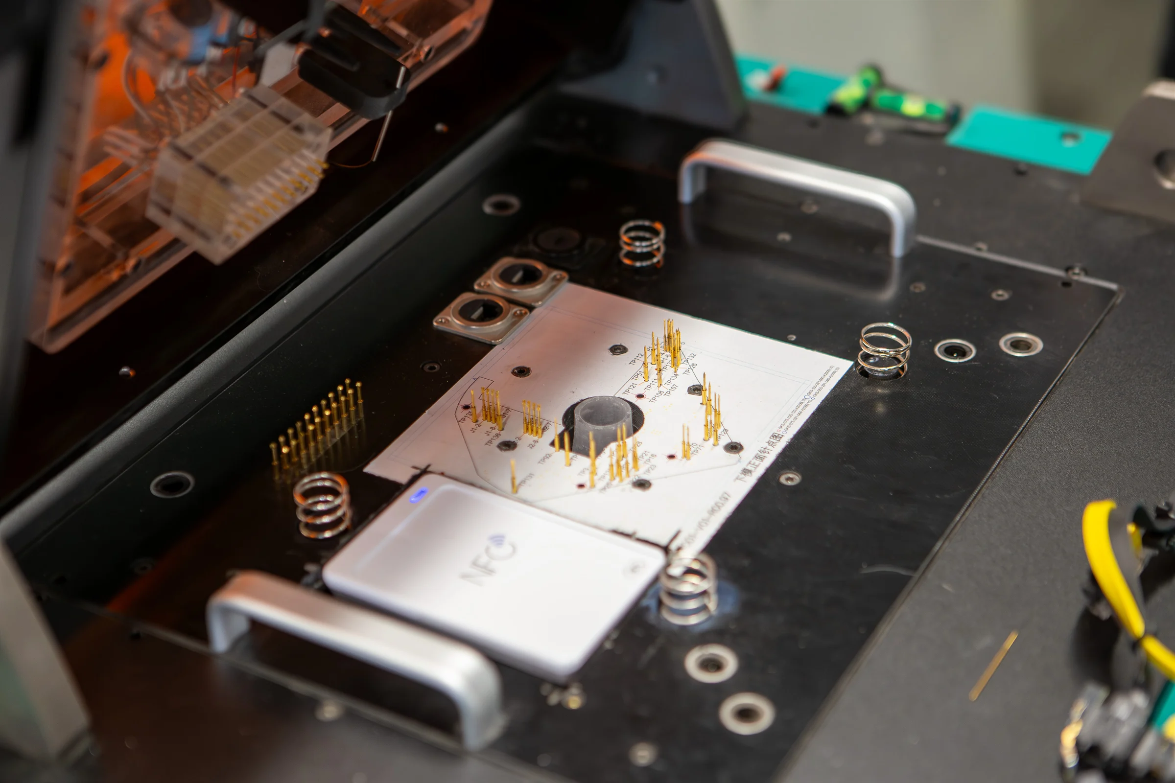 XY Sense Ai utilisation monitoring deivce designed and engineered by Outerspace for XY Sense