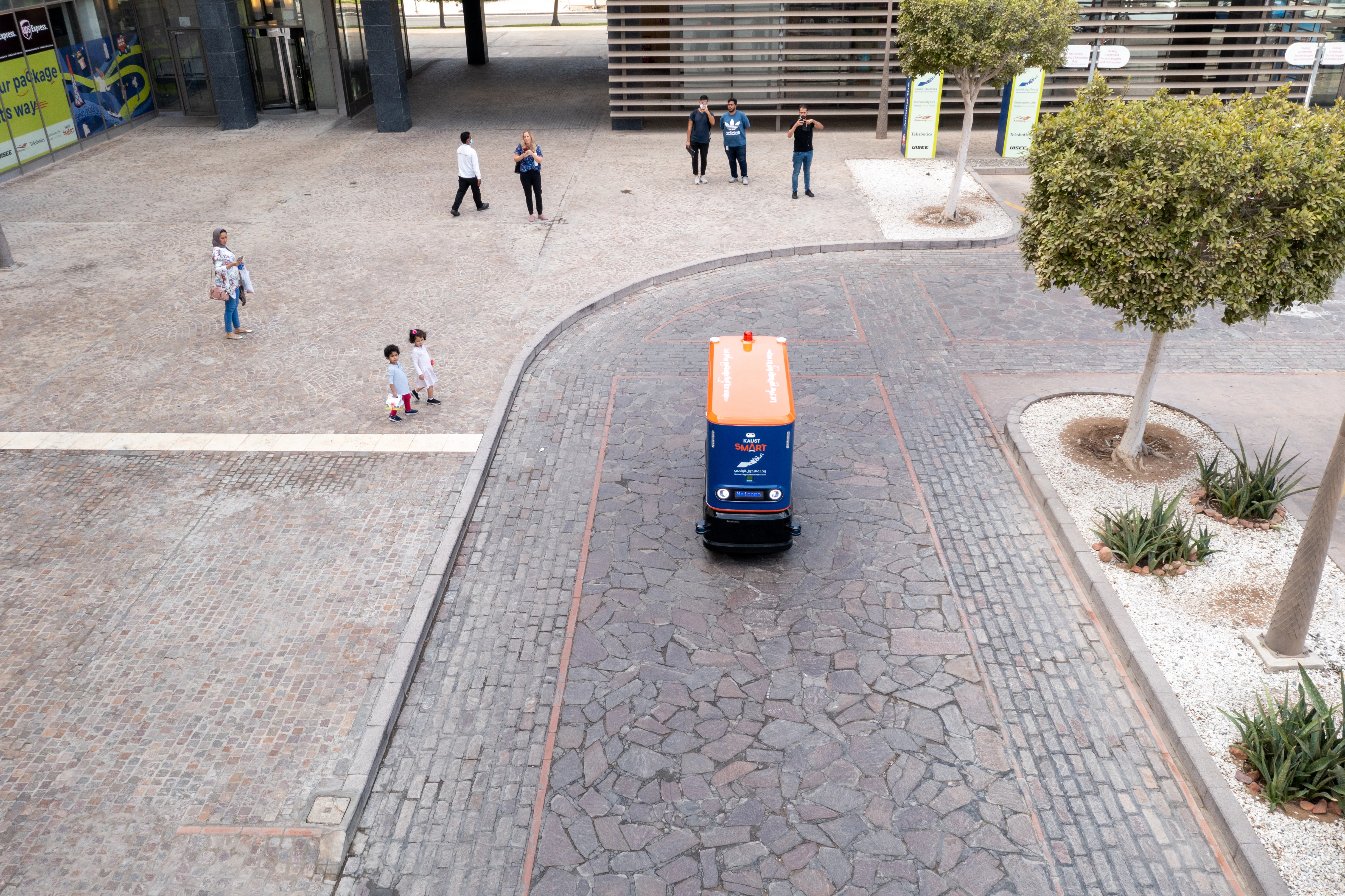 Autonomous Delivery Vehicle - Designed by Outerspace for Teksbotics